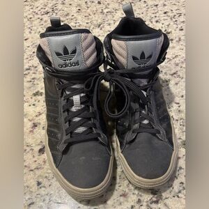 Adidas Freemont High Men’s size 9